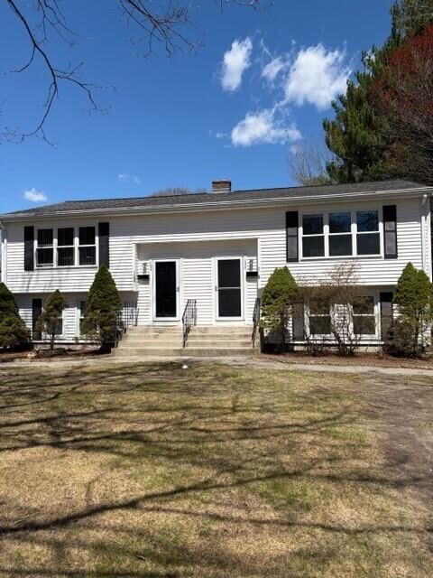 Property Photo:  136 Rounds Avenue  RI 02915 