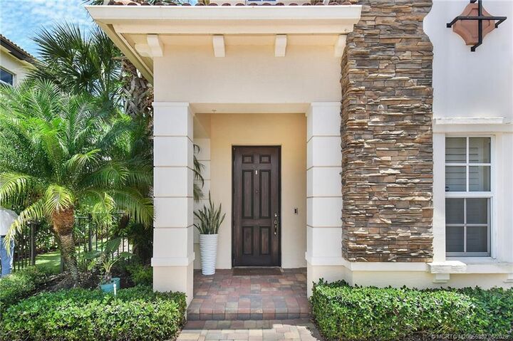 Property Photo:  131 Porgee Rock Place  FL 33458 