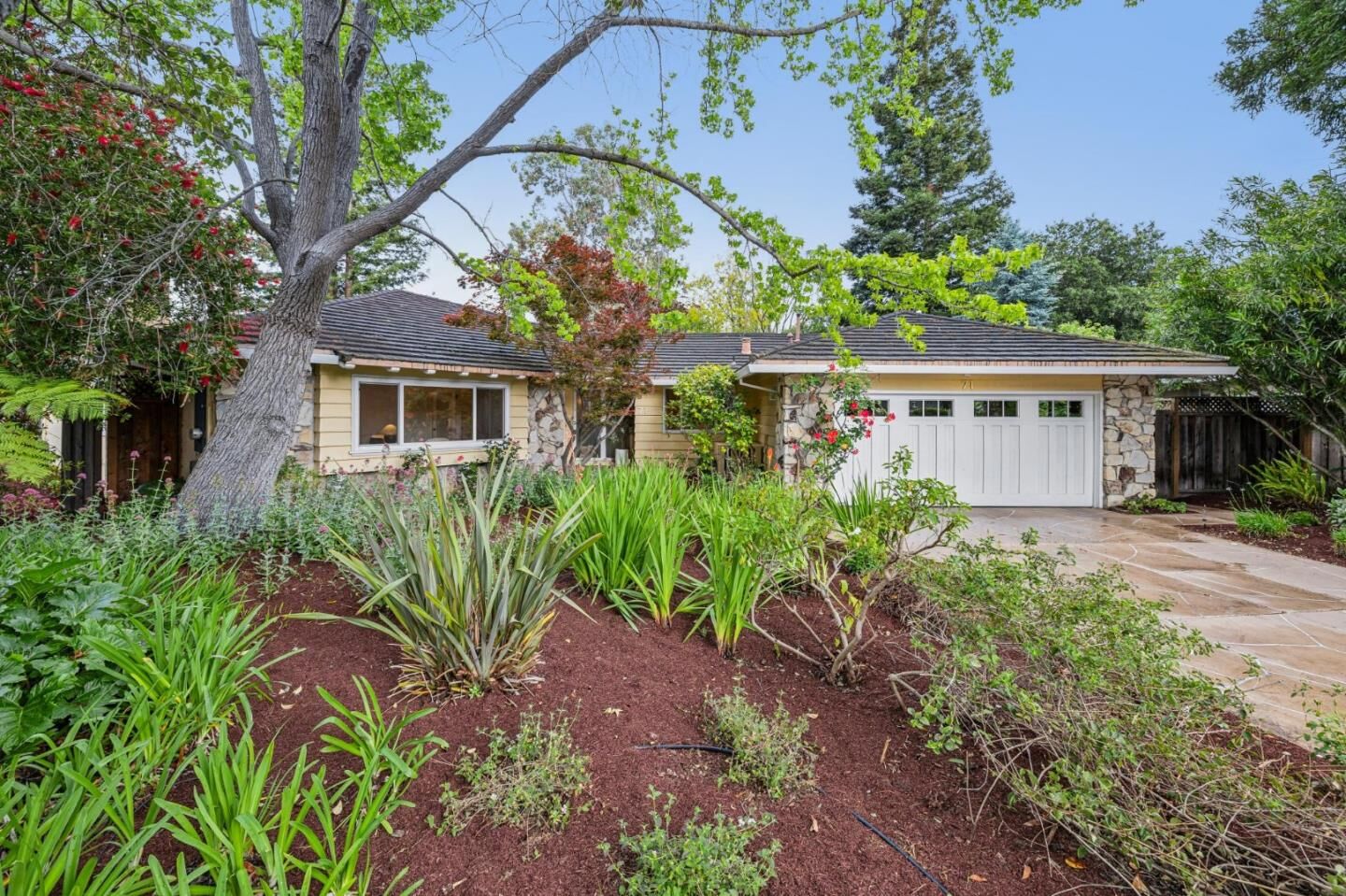 Property Photo: 71 Cody Lane CA 94022