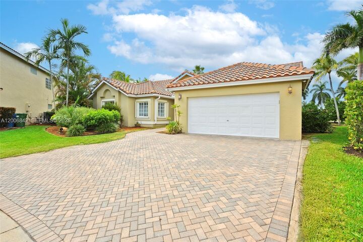 Property Photo:  1215 Balboa Ct 1  FL 33326 