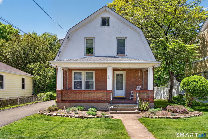 Property Photo:  142 Washington Avenue  CT 06518 
