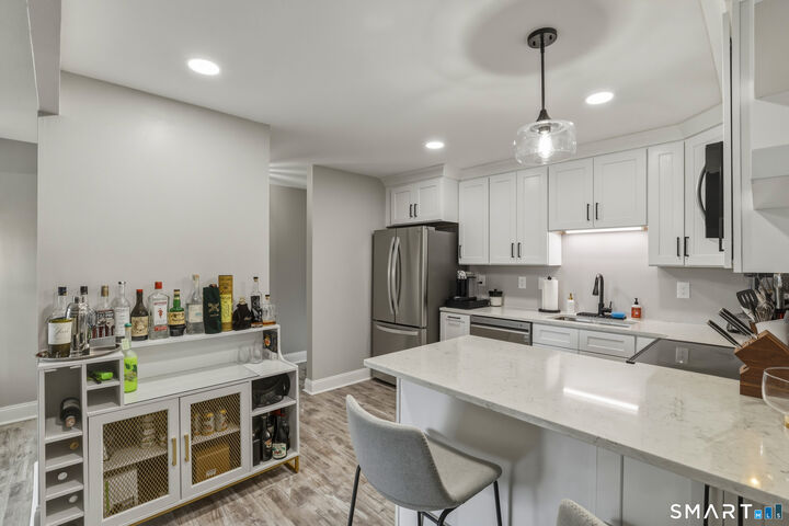 Property Photo:  6-G Country Squire Drive 6G  CT 06416 