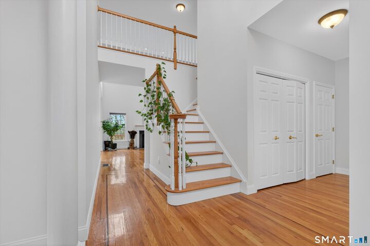 Property Photo:  18 Tobins Court 18  CT 06810 