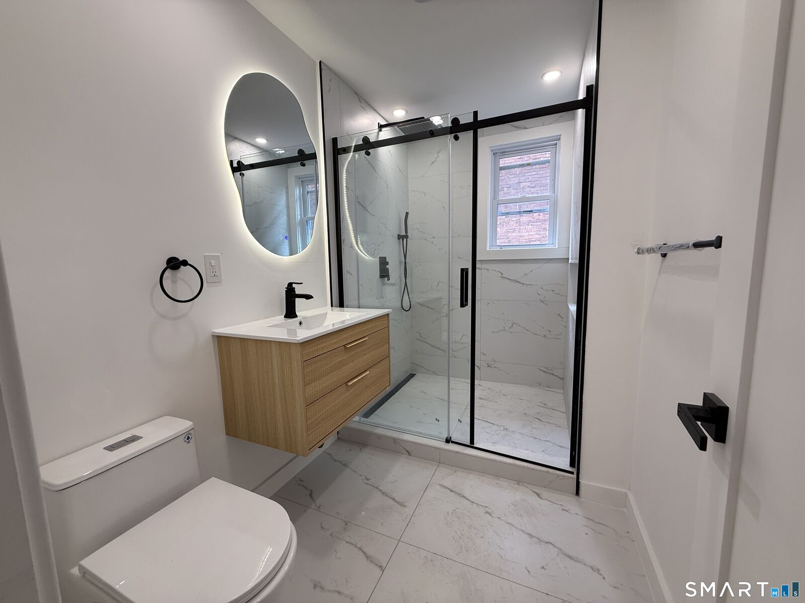 Property Photo:  21-23 Elliott Street  CT 06114 