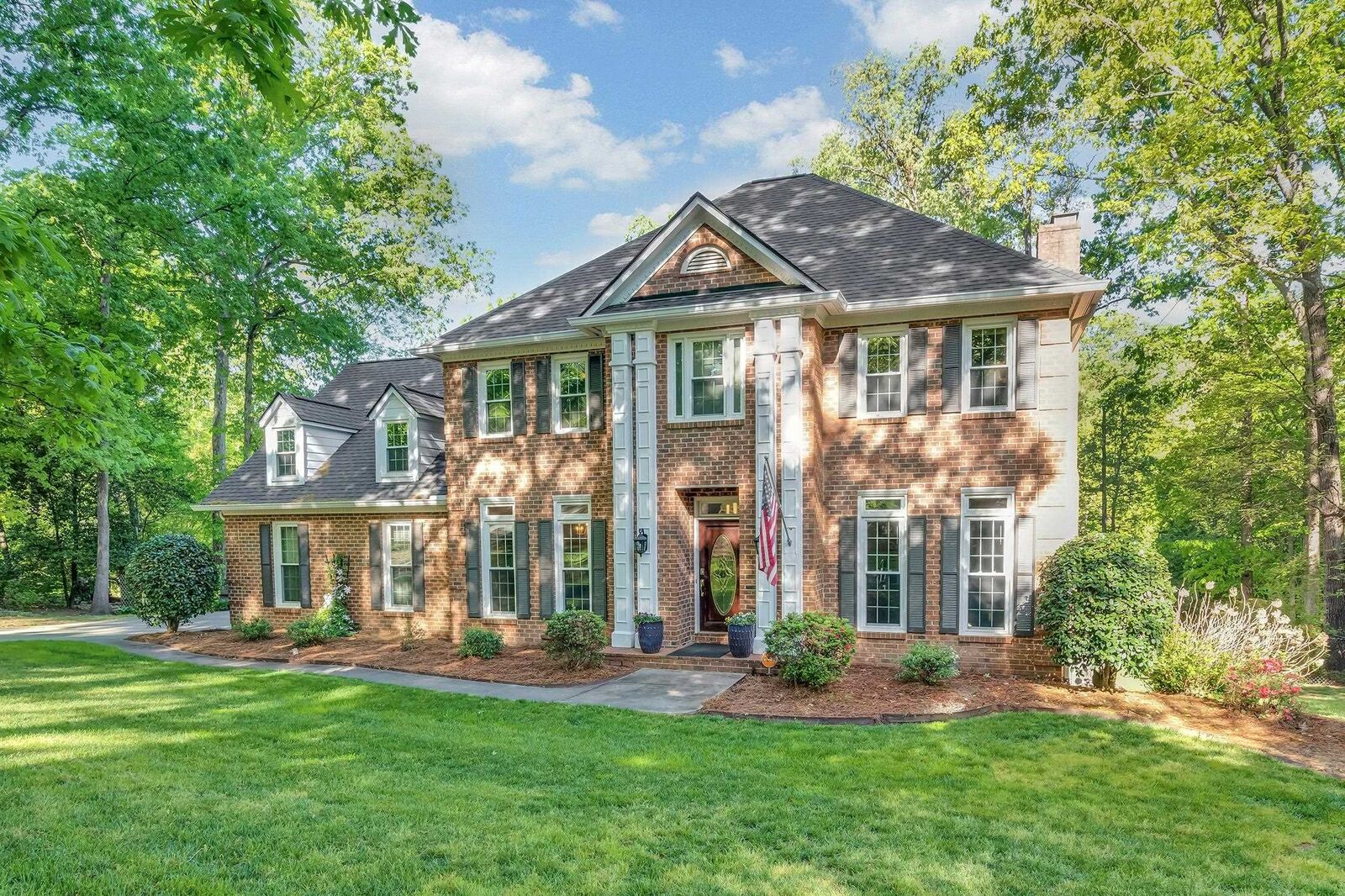 Property Photo:  232 Bent Oak Way  SC 29301 