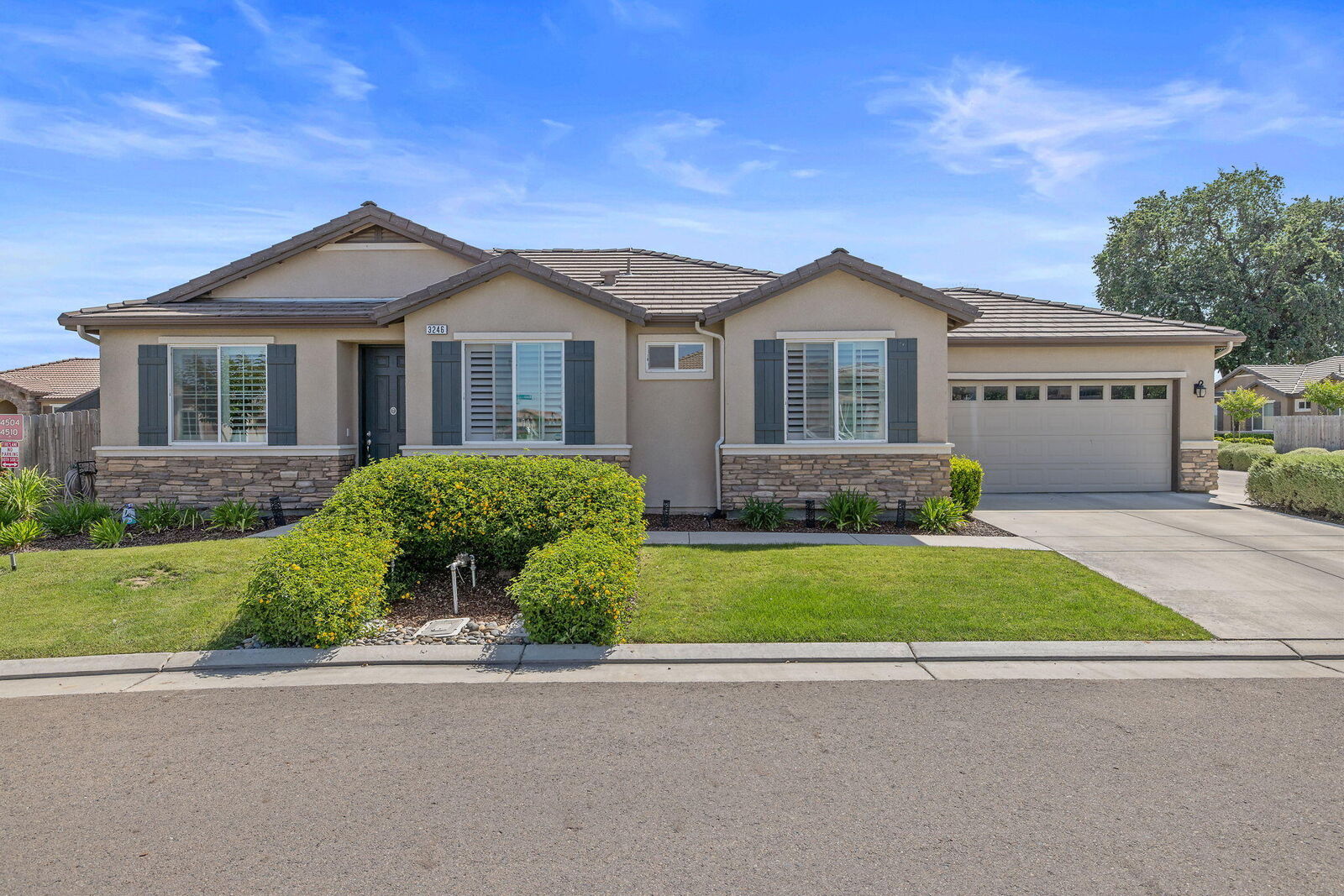 Property Photo:  3246 N Rova Court  CA 93291 