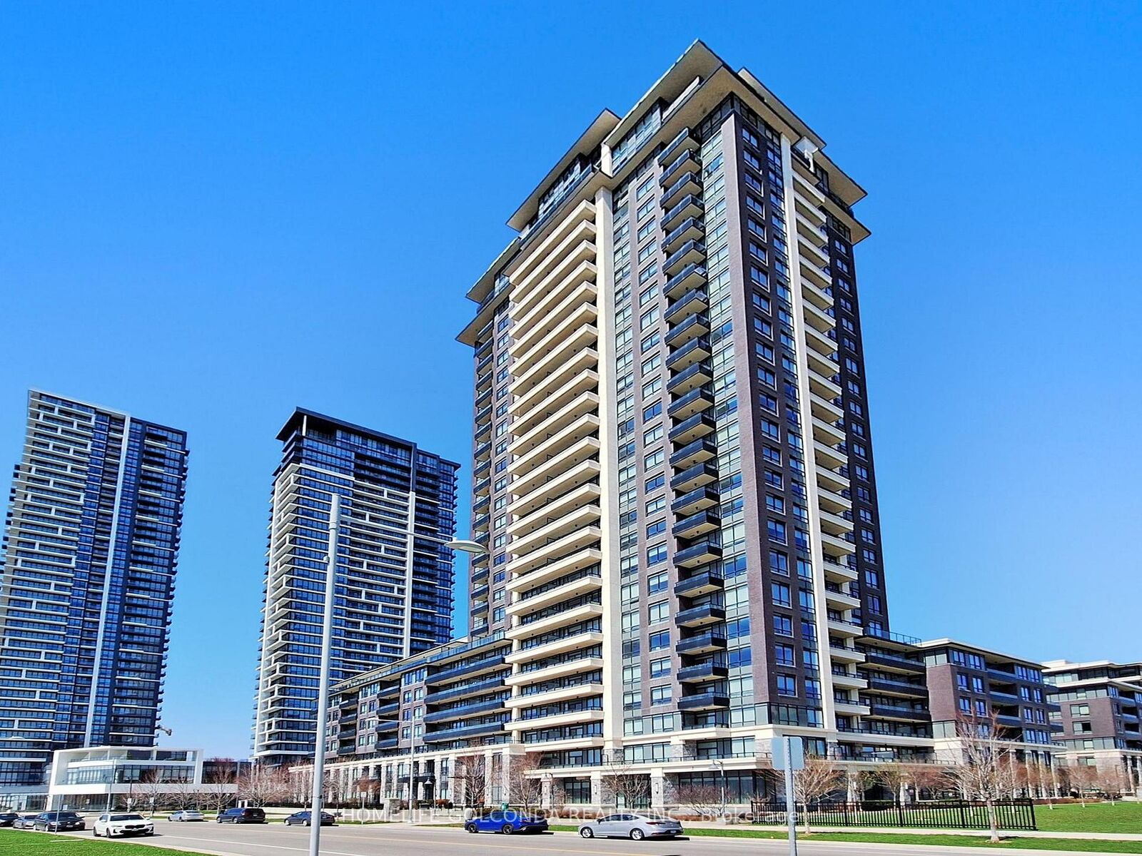 Property Photo: 15 Water Walk Drive 901 ON L6G 0G2