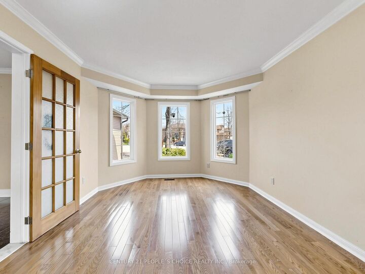 Property Photo:  5714 Colby Court  ON L5M 4S7 