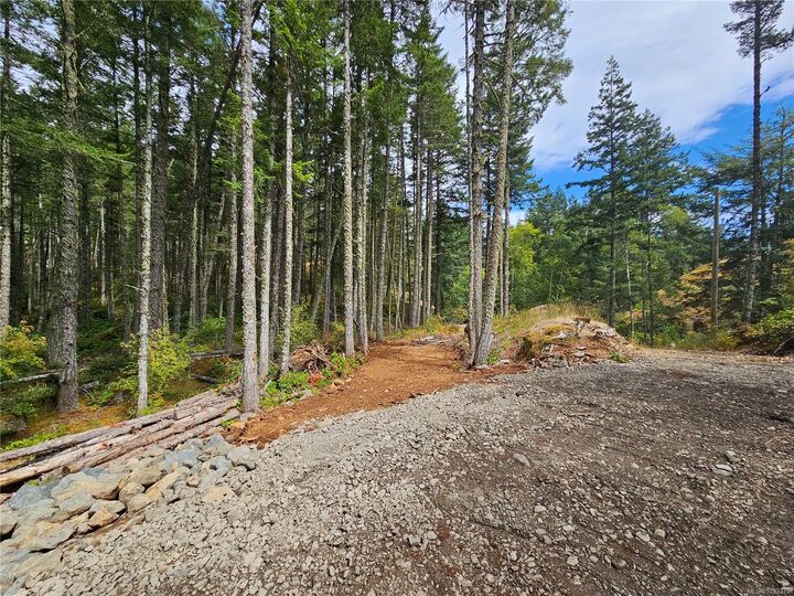 Property Photo:  4940 Vinson Lane  BC V9Z 1M9 