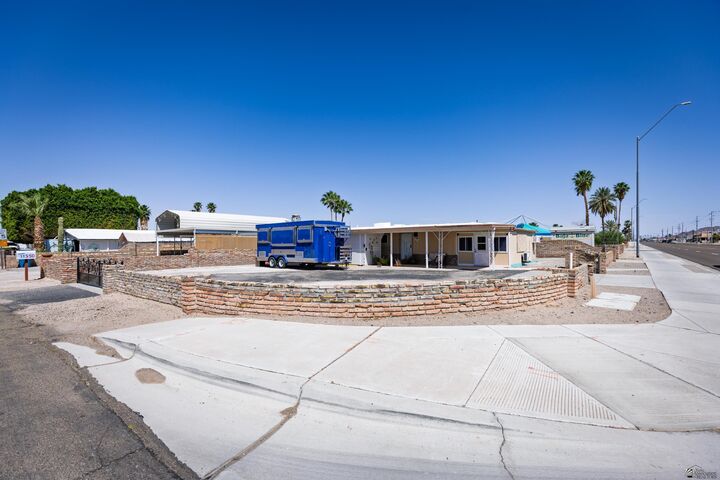Property Photo: 11550 S Foothills Blvd AZ 85367