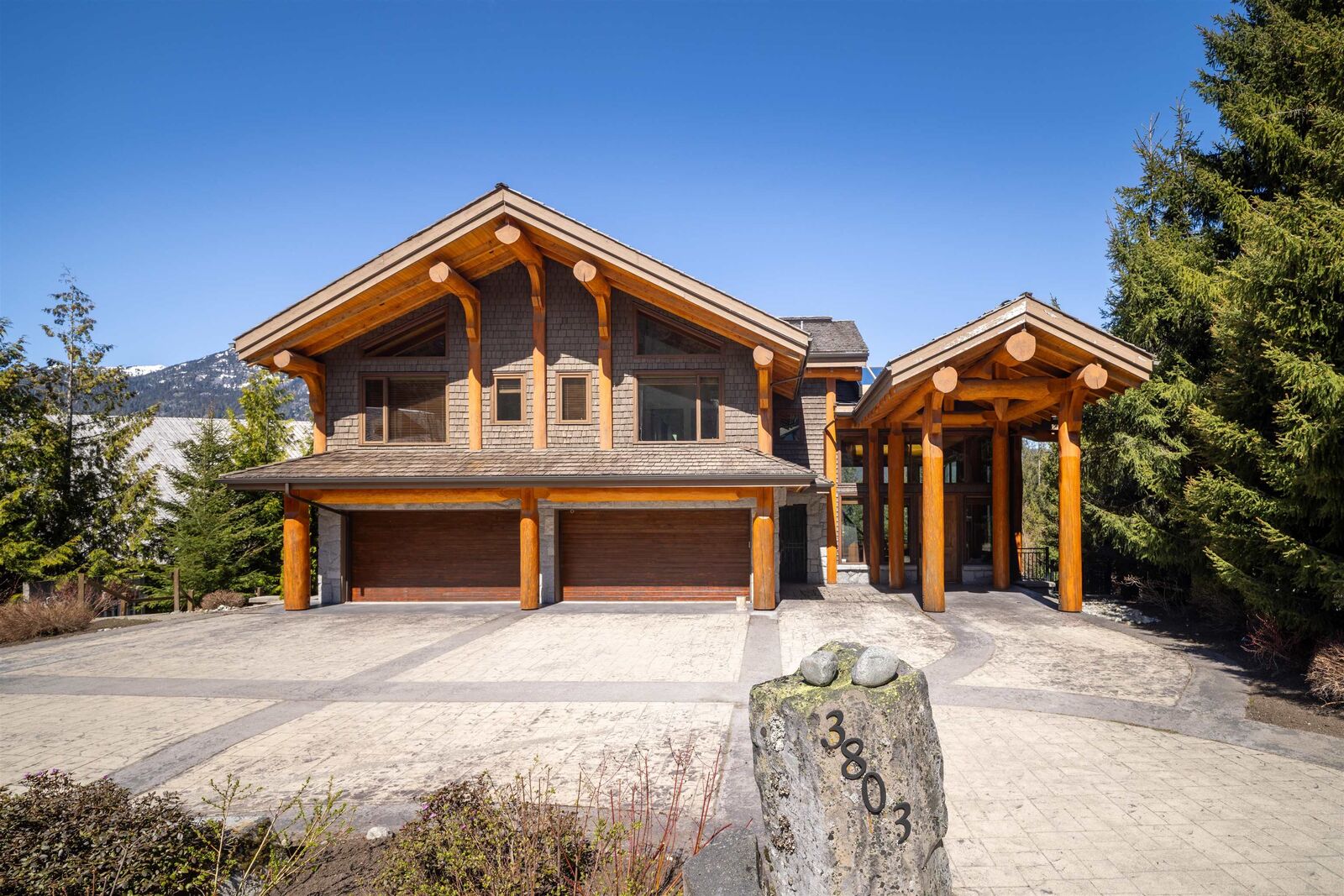 Property Photo: 3803 Sunridge Place BC V0N 1B3