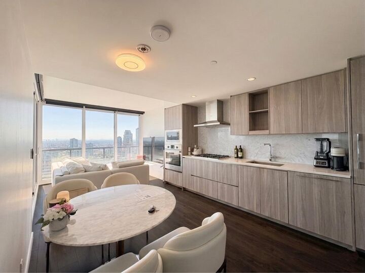 Property Photo: 4720 Lougheed Highway 3211 BC V5C 0M8