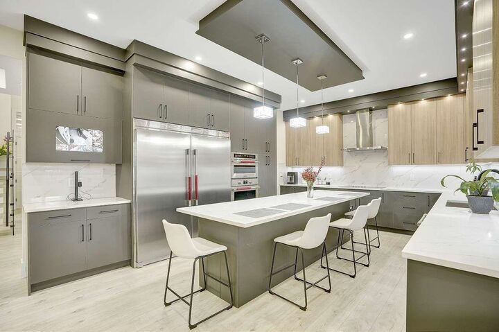 Property Photo: 2828 Babich Street BC V2S 3K5