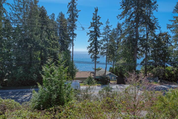 Property Photo: 5957 Barnacle Place BC V7Z 0V4