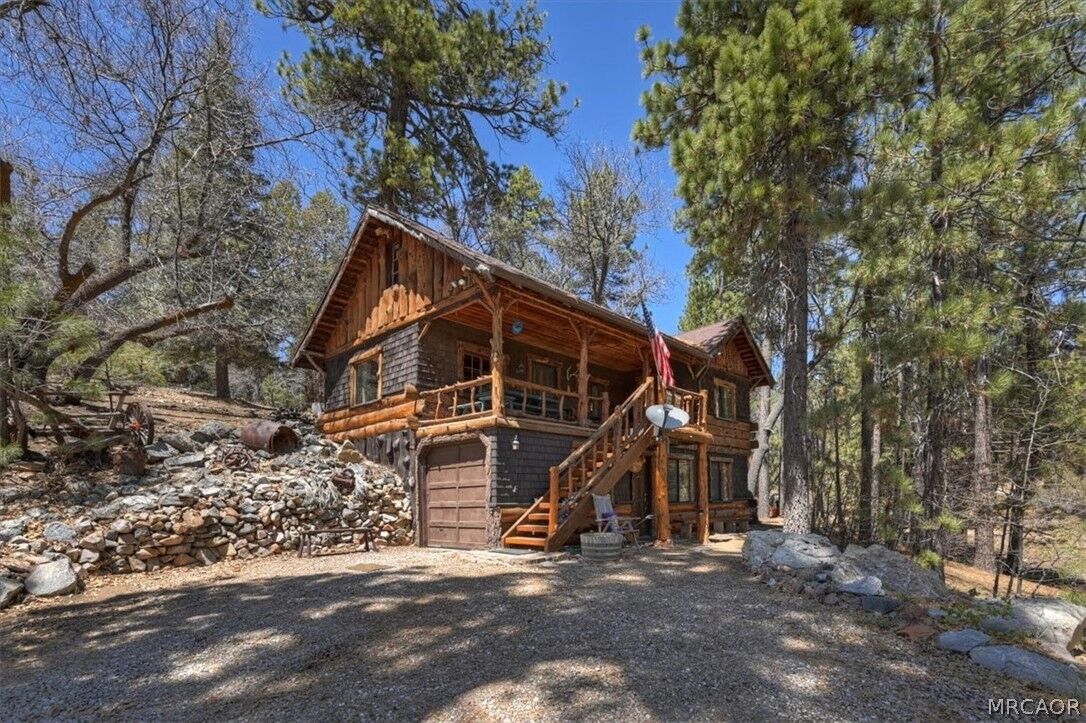 Property Photo:  22 Polique Canyon Trail  CA 92333 