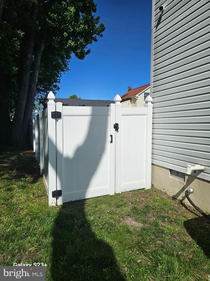 Property Photo:  103 East Street  DE 19952 