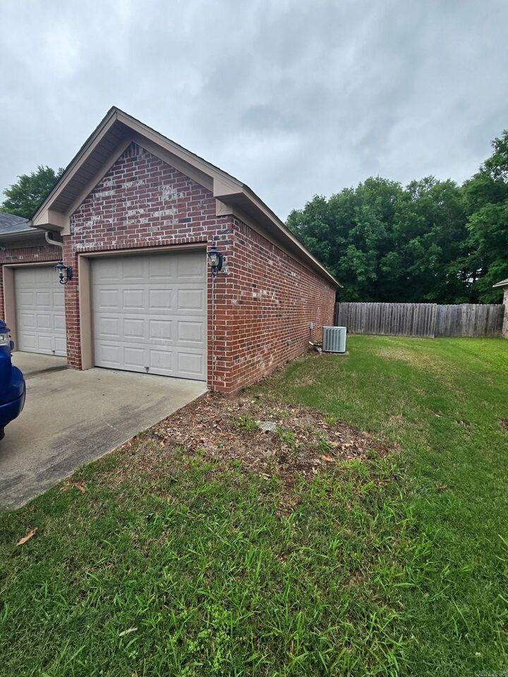 Property Photo:  15 Brentwood  AR 72173 