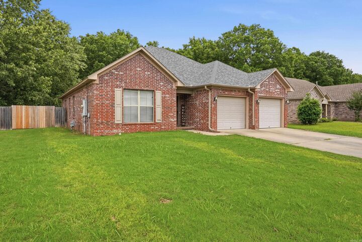 Property Photo: 15 Brentwood AR 72173