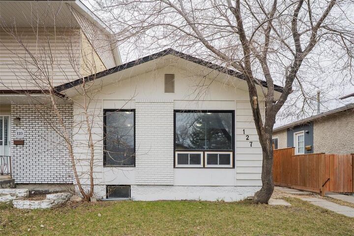 Property Photo:  127 Egesz Street  MB R2R 1J9 
