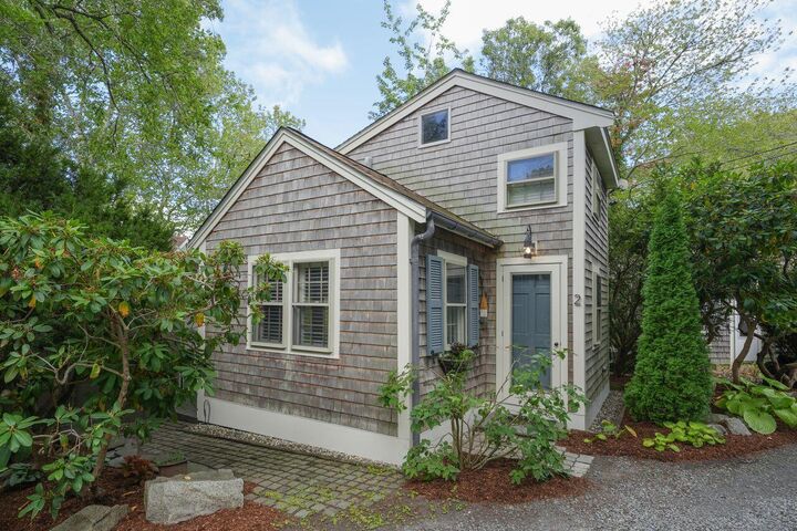 Property Photo:  262 Bradford Street U2  MA 02657 