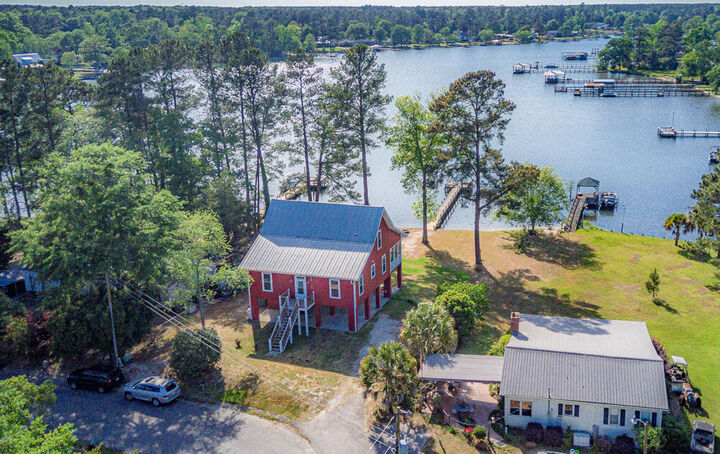 Property Photo: 1296 Levi Street SC 29102