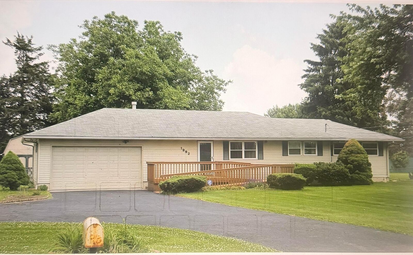 Property Photo:  1992 Brown Road  OH 43123 