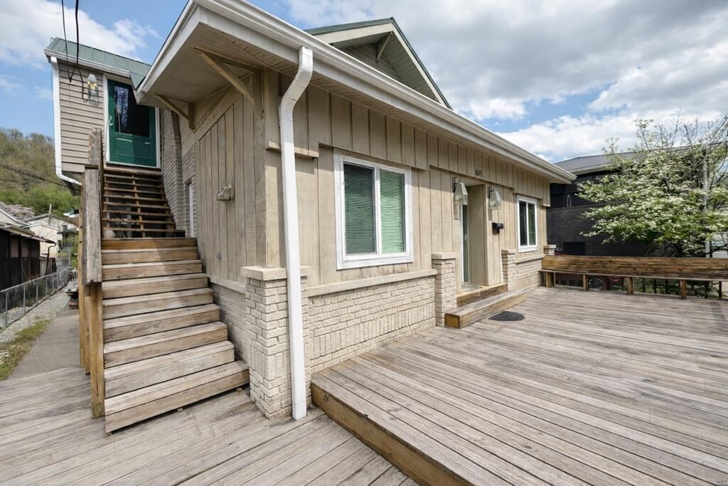 Property Photo:  605 Hambley Blvd  KY 41501 