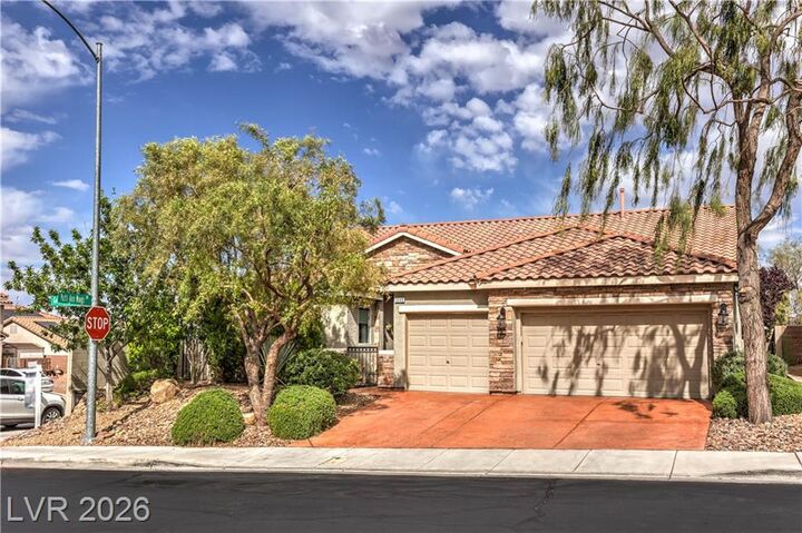Property Photo:  1048 Golden Splendor Court  NV 89002 