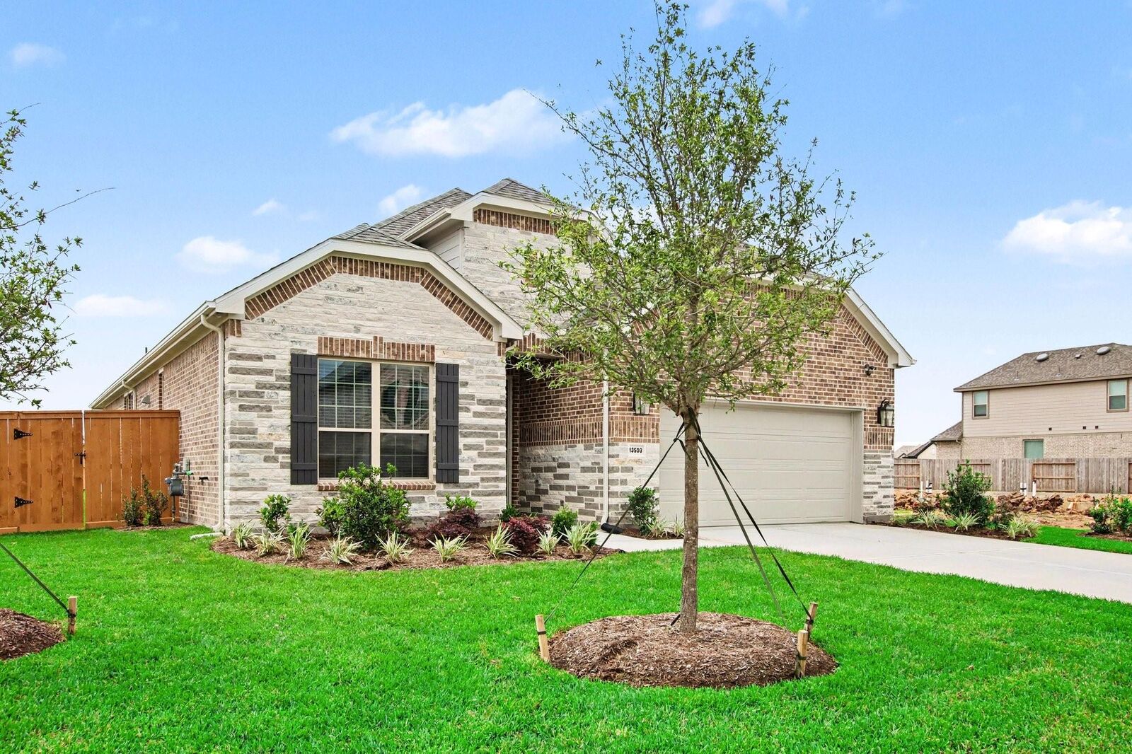 Property Photo:  13503 Leeward Edge Drive  TX 77510 