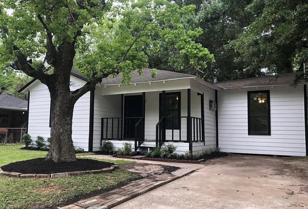 Property Photo:  7115 Phillips Street  TX 77088 