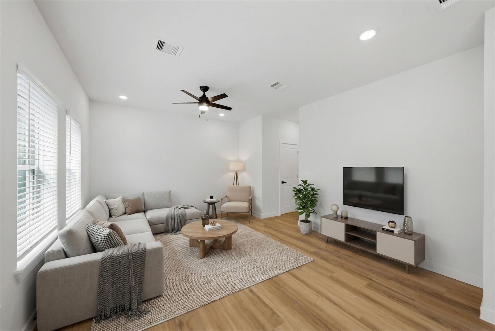 Property Photo:  11617 Waldemar Drive  TX 77077 