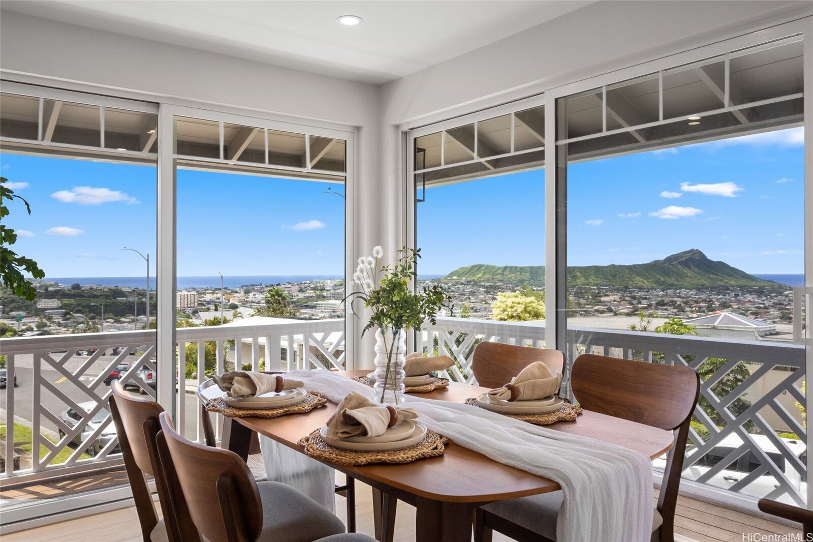 Property Photo:  1482 Kalaepohaku Street  HI 96816 