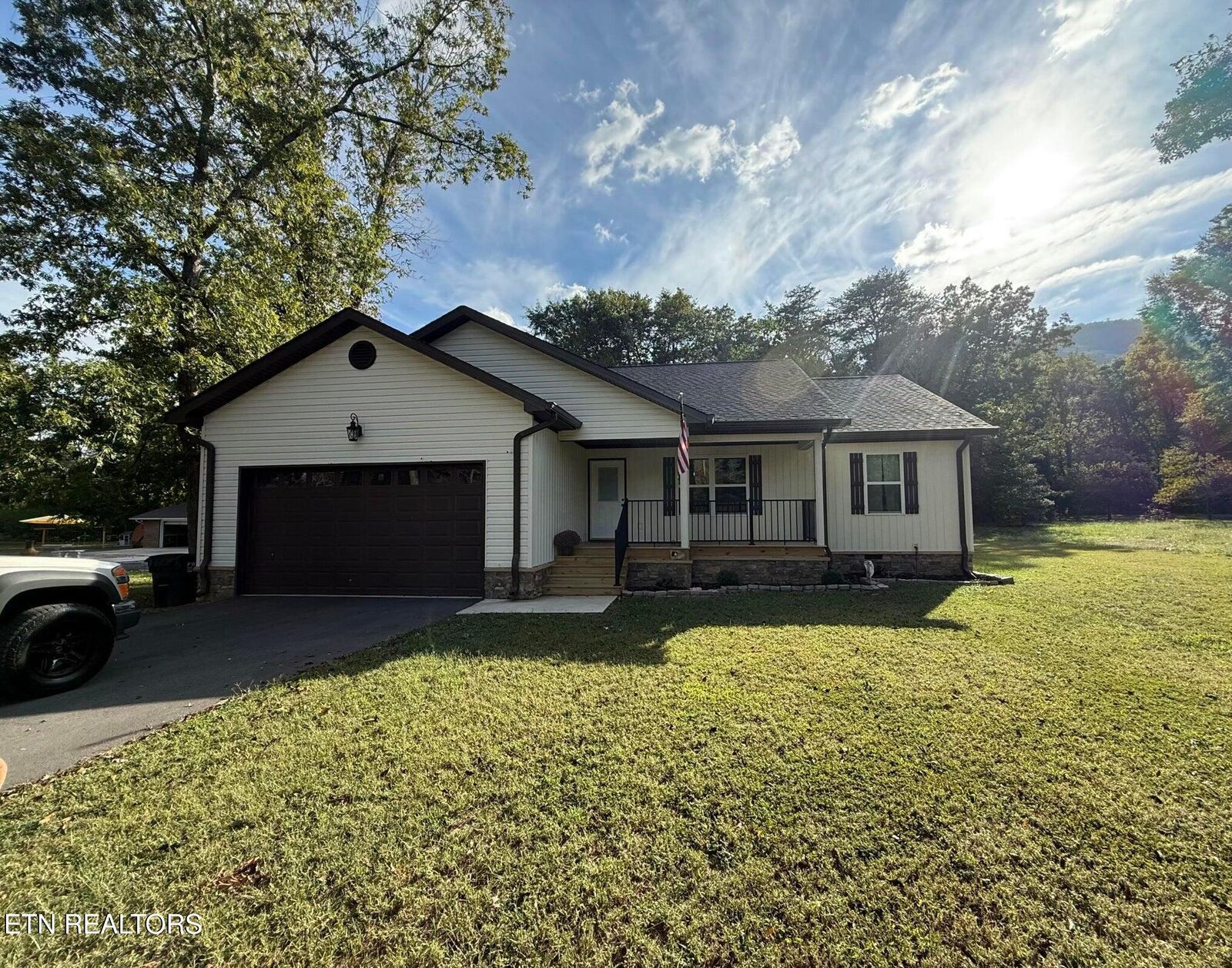 Property Photo:  418 Old State Highway 8  TN 37327 