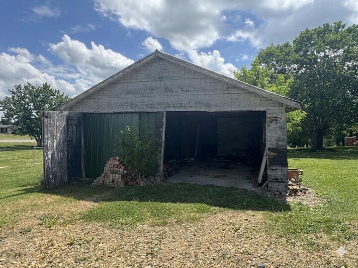 Property Photo:  441 Old Hoppertown Road  KY 42642 