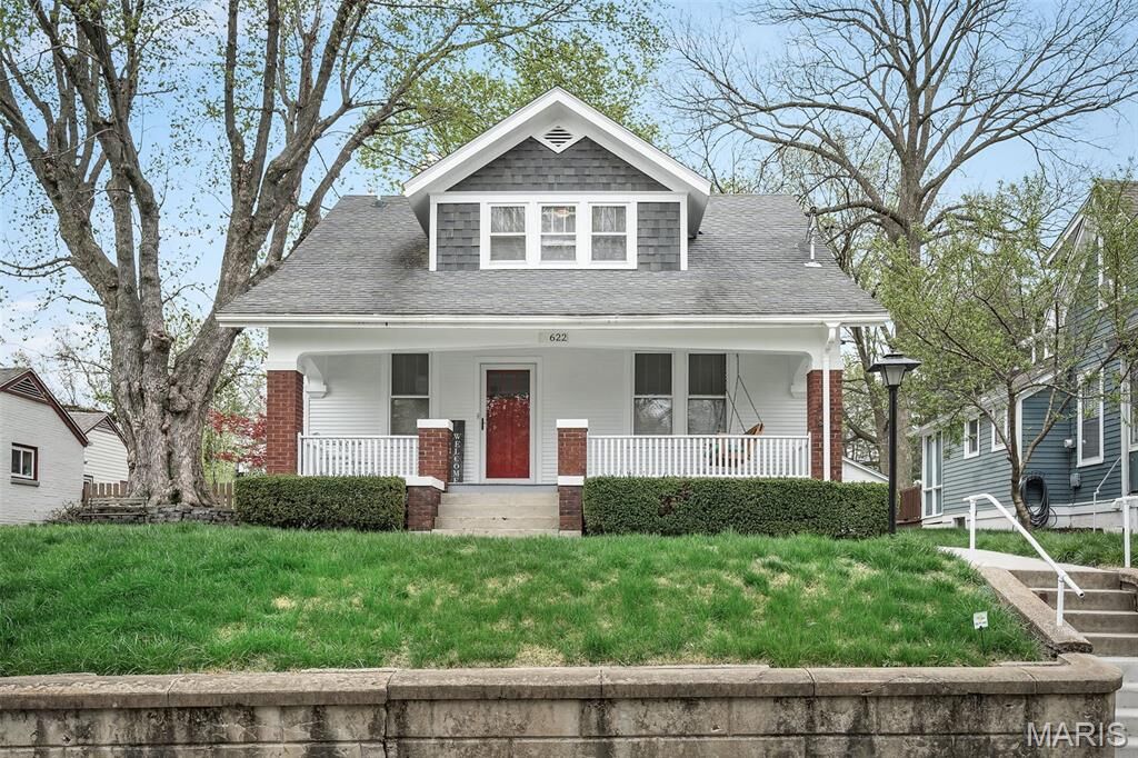 Property Photo:  622 N Benton Avenue  MO 63301 