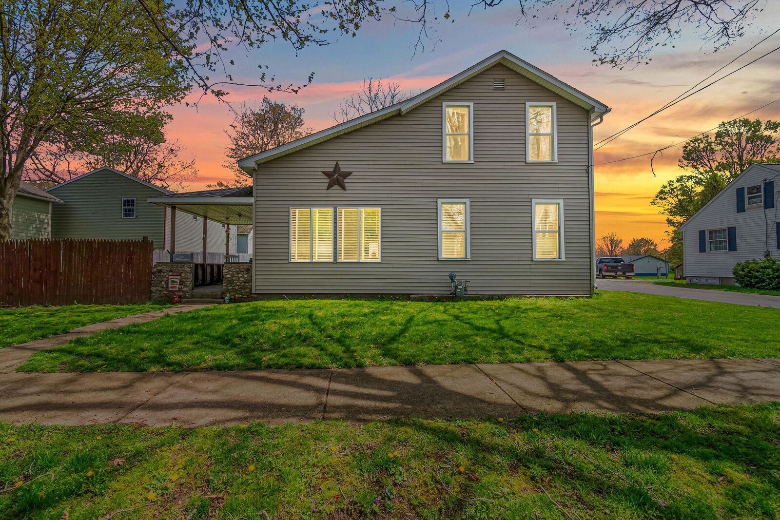 Property Photo:  206 S Byron Street  MI 49245 