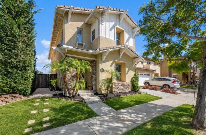 Property Photo:  1625 Falling Star Dr  CA 91915 