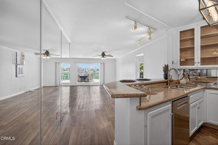 Property Photo:  3101 Peninsula Road 121  CA 93035 