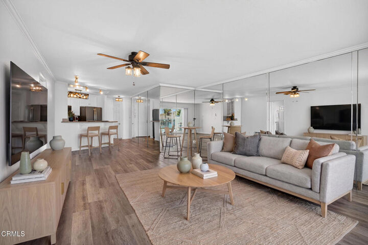 Property Photo:  3101 Peninsula Road 121  CA 93035 