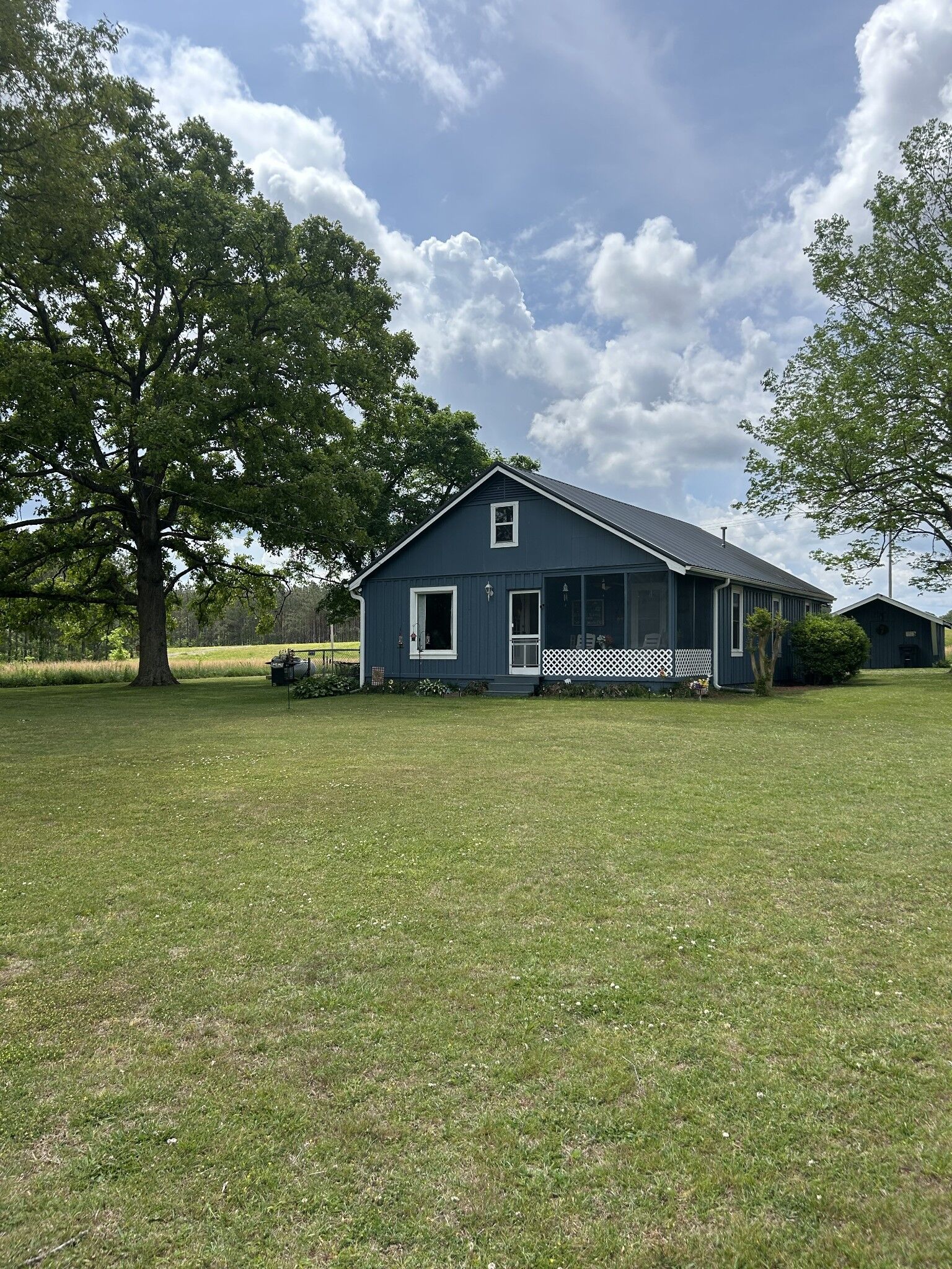 Property Photo:  3655 Waynesboro Hwy  TN 38464 
