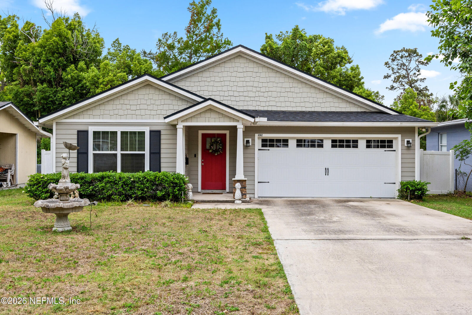 Property Photo: 4582 Appleton Avenue FL 32210