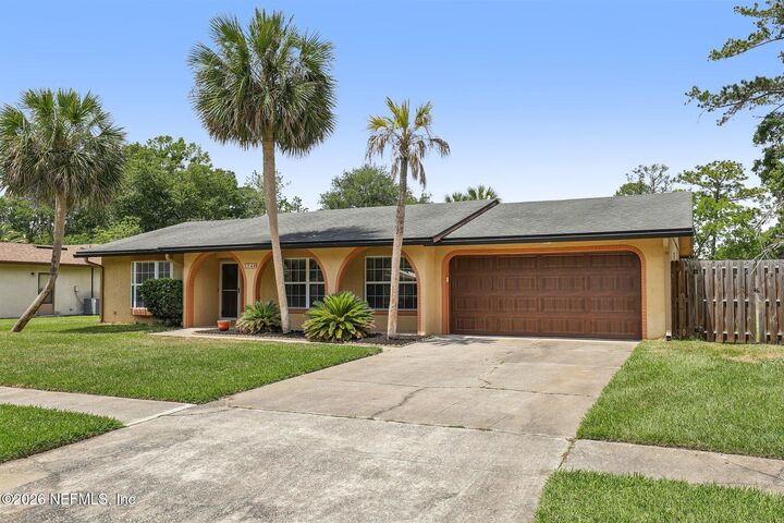 Property Photo:  1740 Poplar Drive  FL 32073 