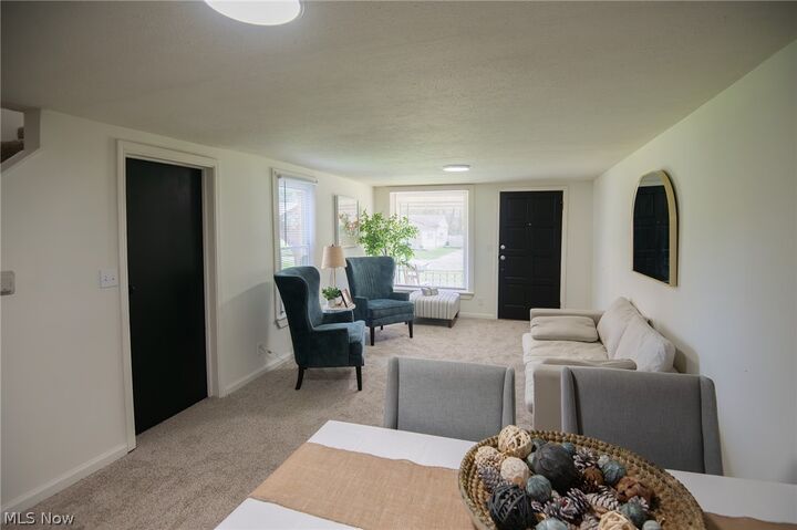 Property Photo:  1528 Stepney Street  OH 44446 