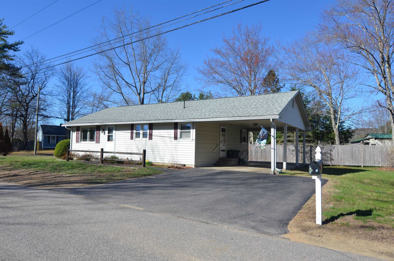Property Photo:  2 Kidder Avenue  NH 03235 