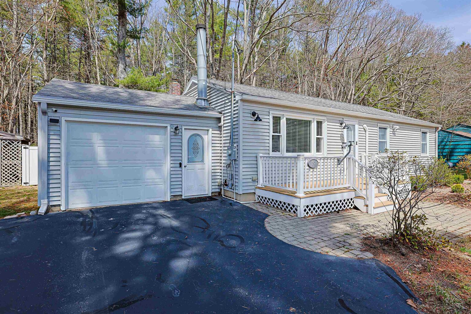 Property Photo:  19 Strafford Road  NH 03820 