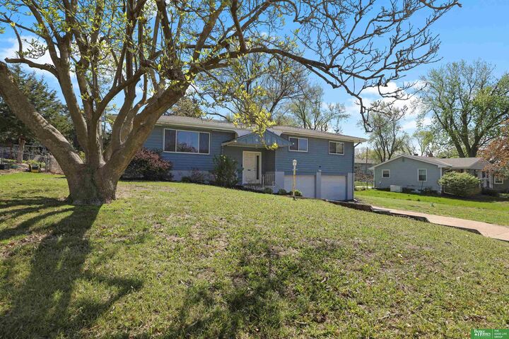 Property Photo:  4413 N 108 Street  NE 68164 