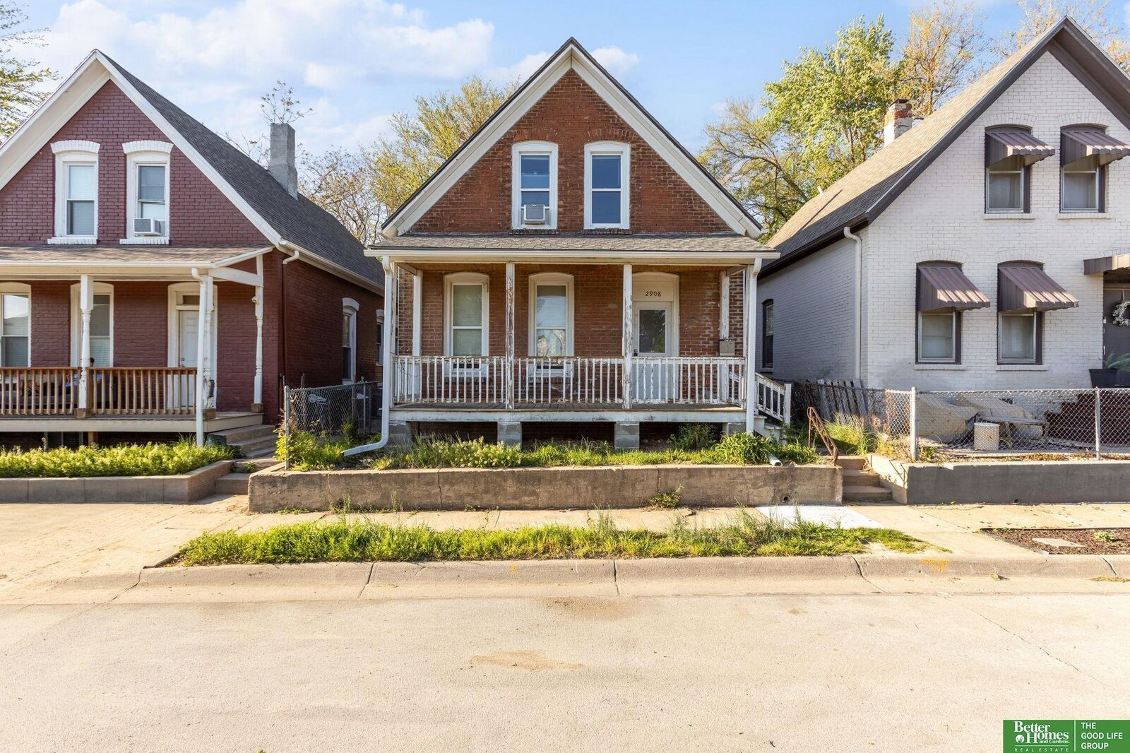 Property Photo:  2908 Izard Street  NE 68131 