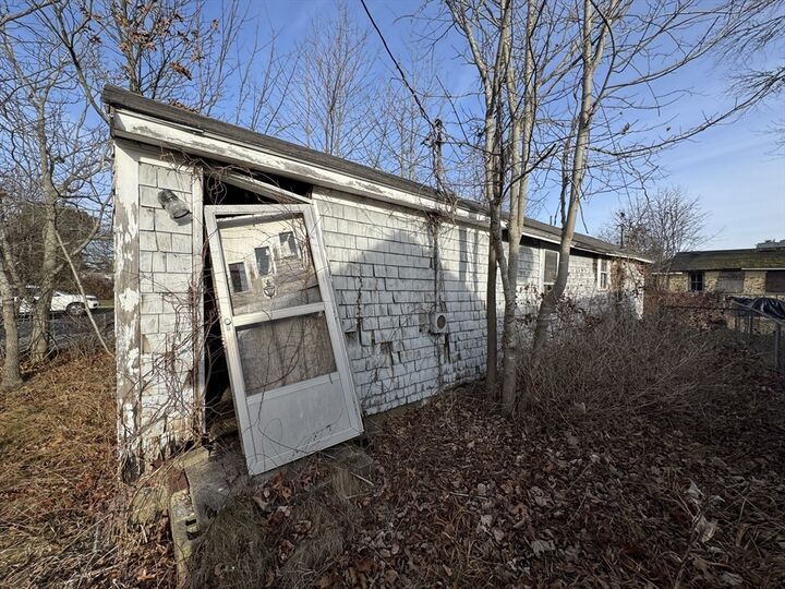 Property Photo:  44 Thirteenth St  MA 02532 