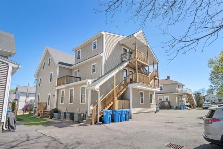 Property Photo:  87 Ash St 2-2  MA 02453 