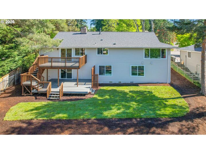 Property Photo:  2157 Wembley Pl  OR 97034 